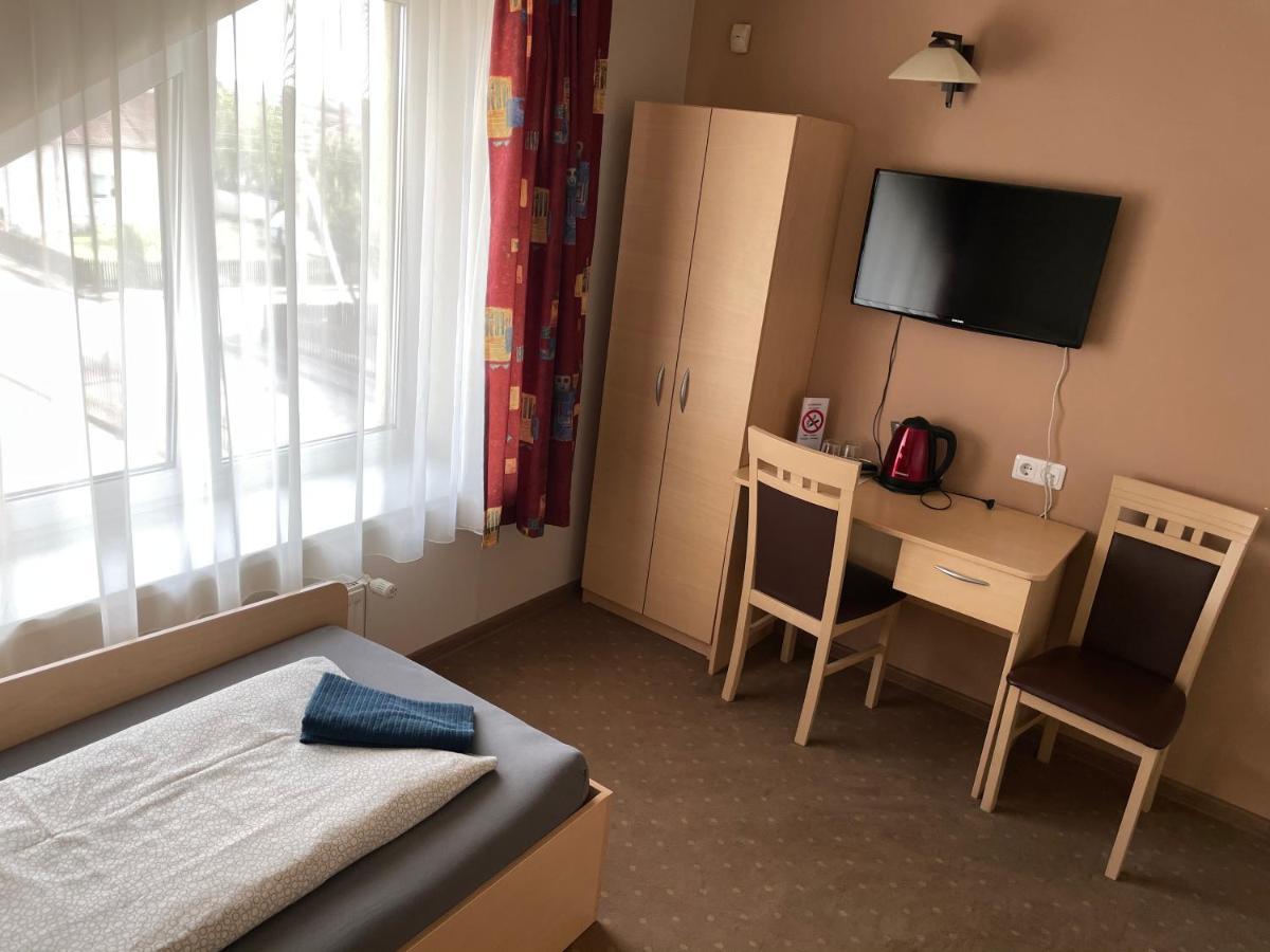 Zilina Hotel Marijampolė Екстериор снимка